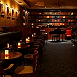 Bar and Books Mánesova